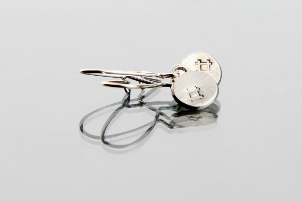STAR - protection - sign pendant earring- handmade sterling silver 925 - 2,2cm long hoop